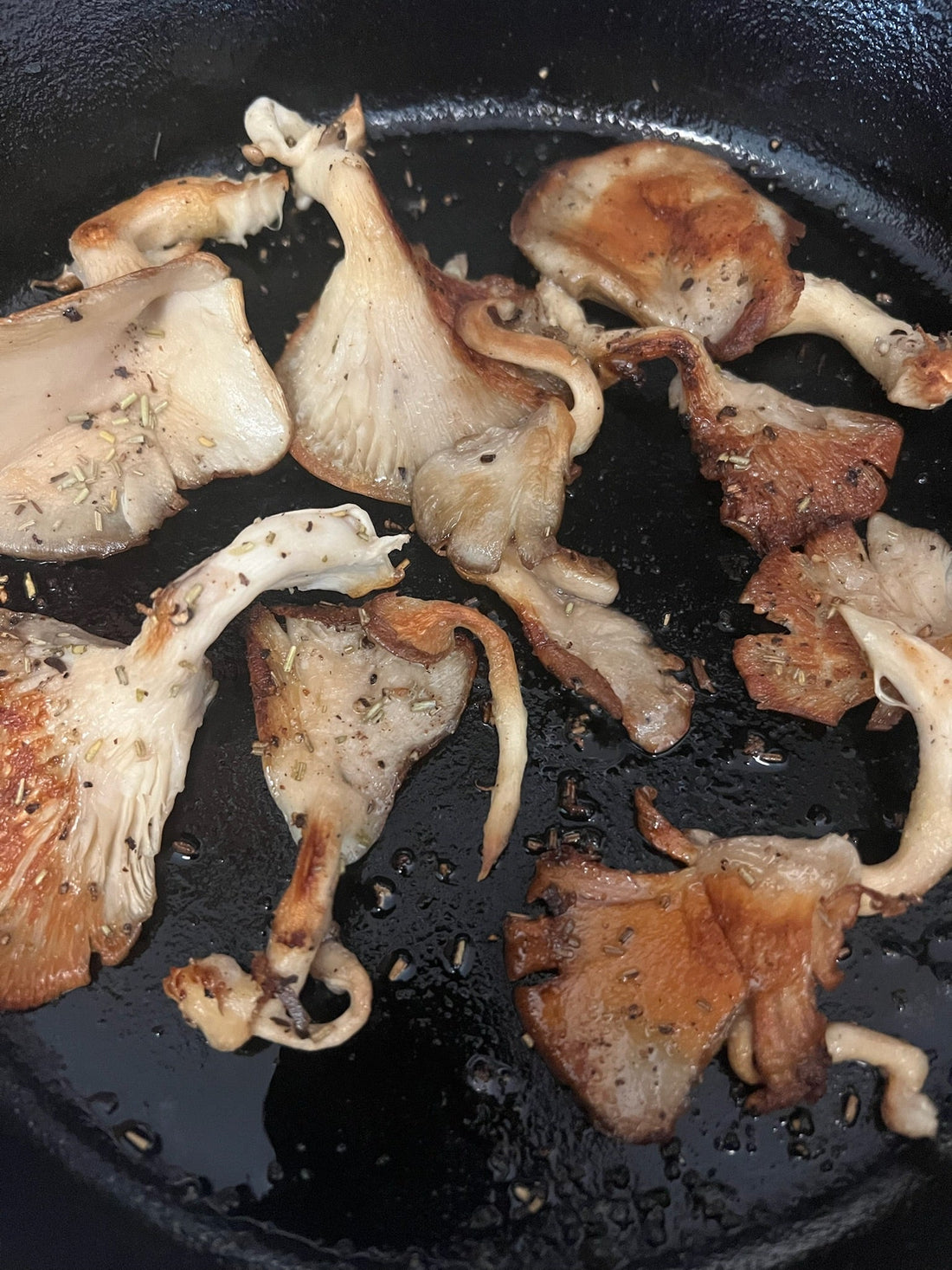 Garlic Herb Gourmet Mushrooms – 15-Minute Sautéed Recipe